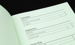 Grüne Seite mit verschiedenen Speisen.